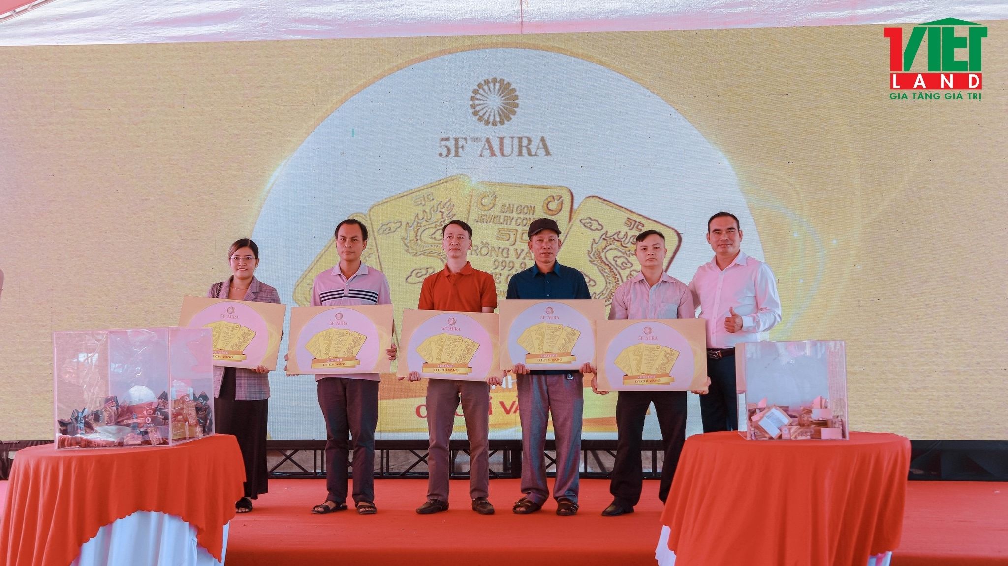 hình ảnh lễ tri ân 5f the aura